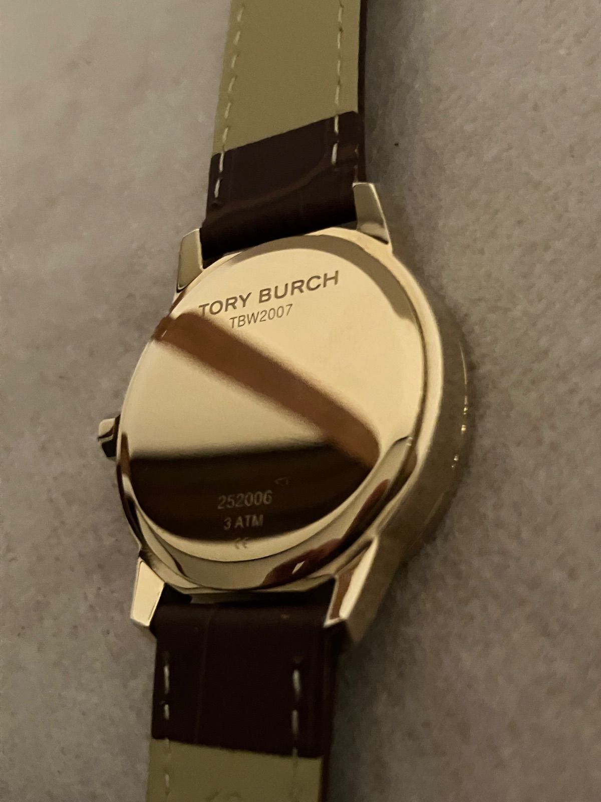 稼働☆トリーバーチ ホワイト文字盤 クォーツ 腕時計 革ベルト新品