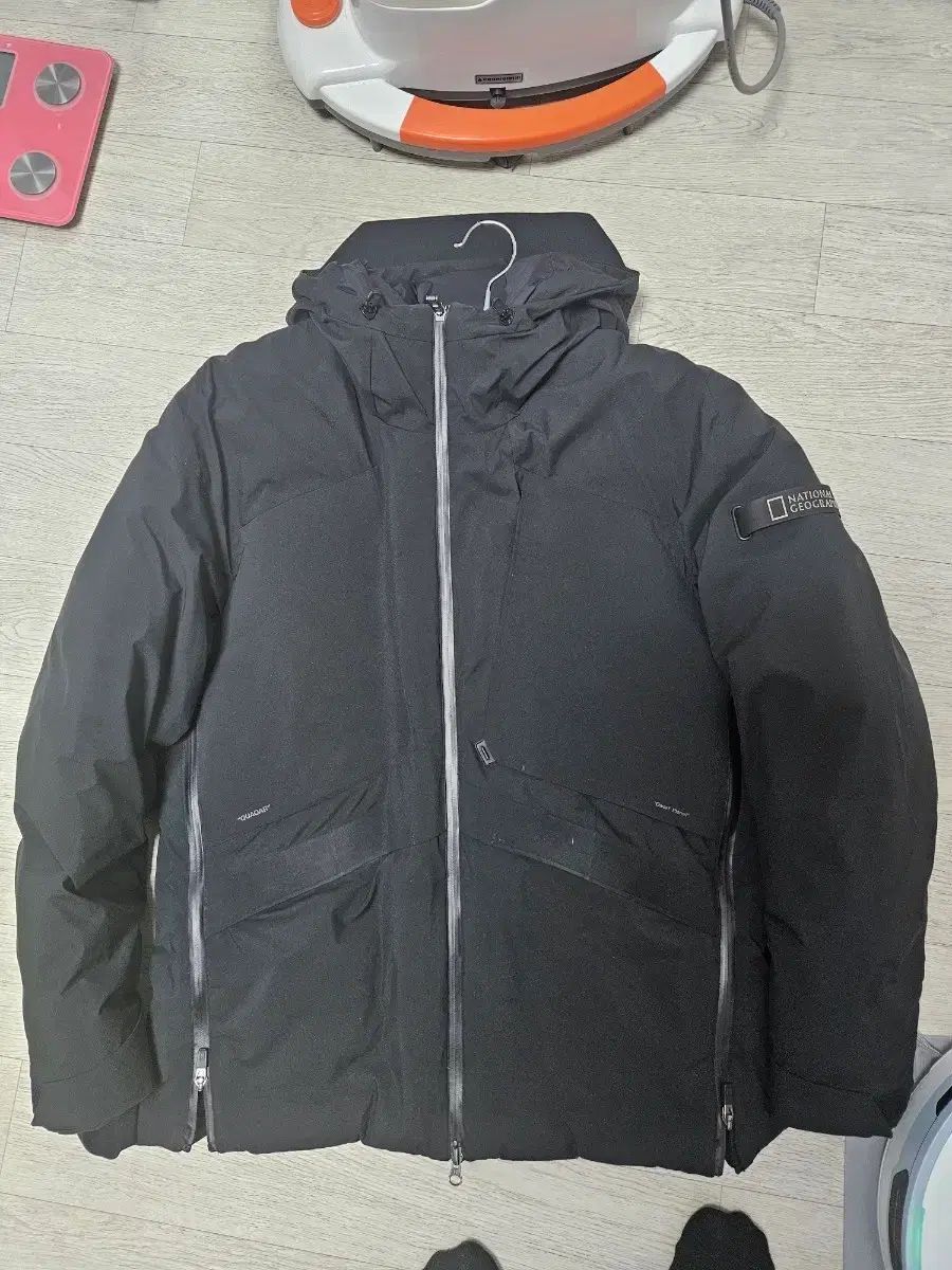 ナショナルジオグラフィック ブラック ダウン 販売済み アウター