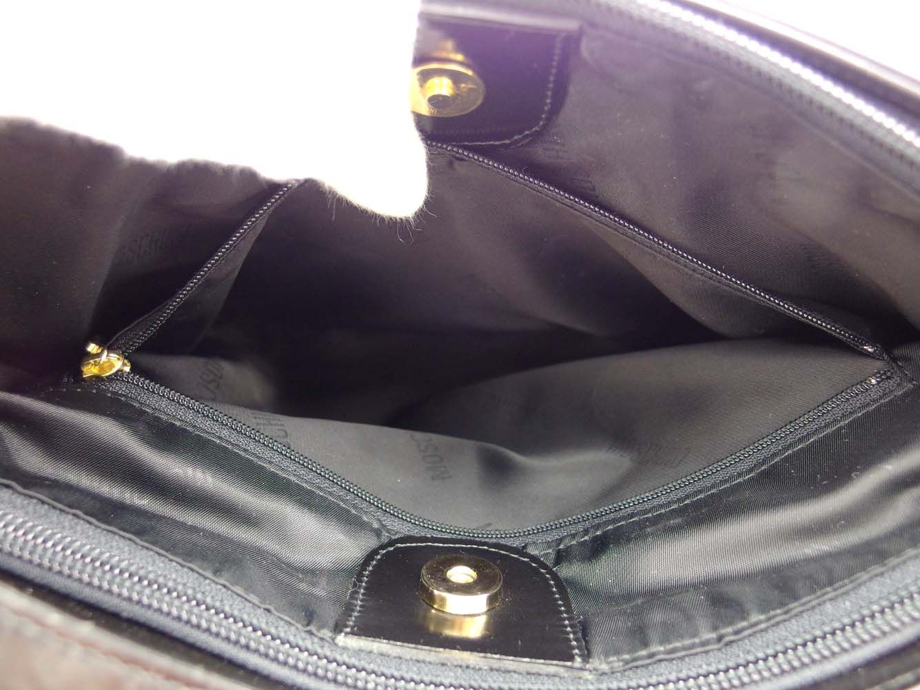 モスキーノ MOSCHINO ショルダーバッグ ロゴプレート ブラック ゴールド レディース 