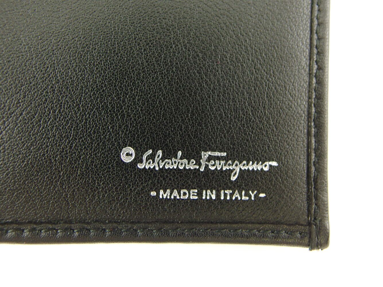 最大30％OFF】サルヴァトーレフェラガモ Salvatore Ferragamo 長財布