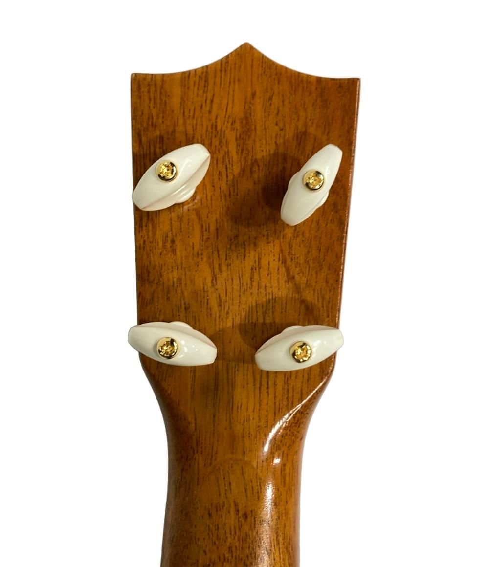 フェイマス ウクレレ