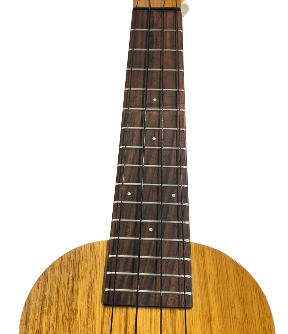 フェイマス ウクレレ