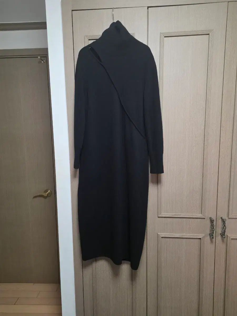 マインブラック ネック ニット Long ロング ONE PIECE