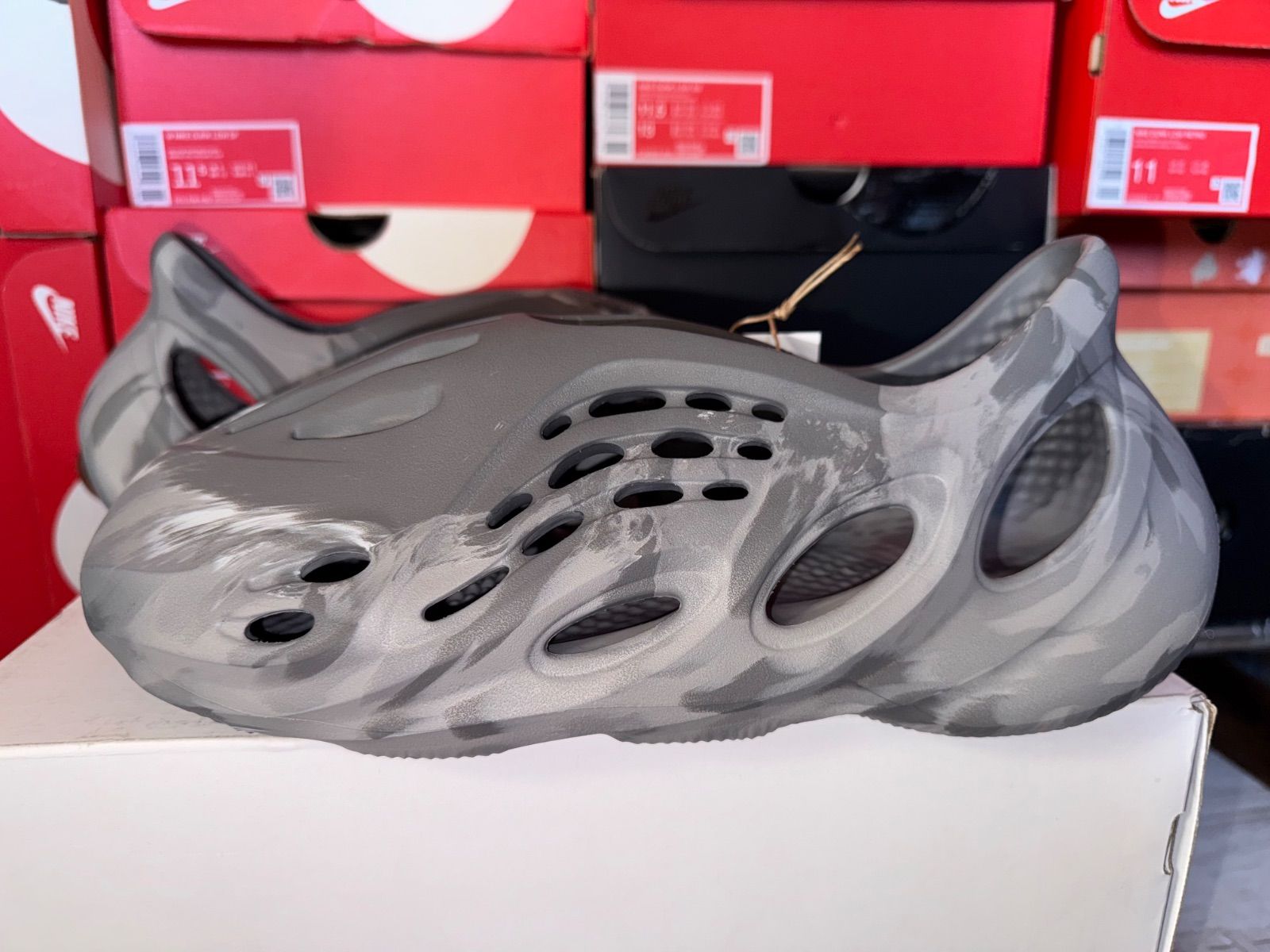 adidas YEEZY Foam Runner MX Granite