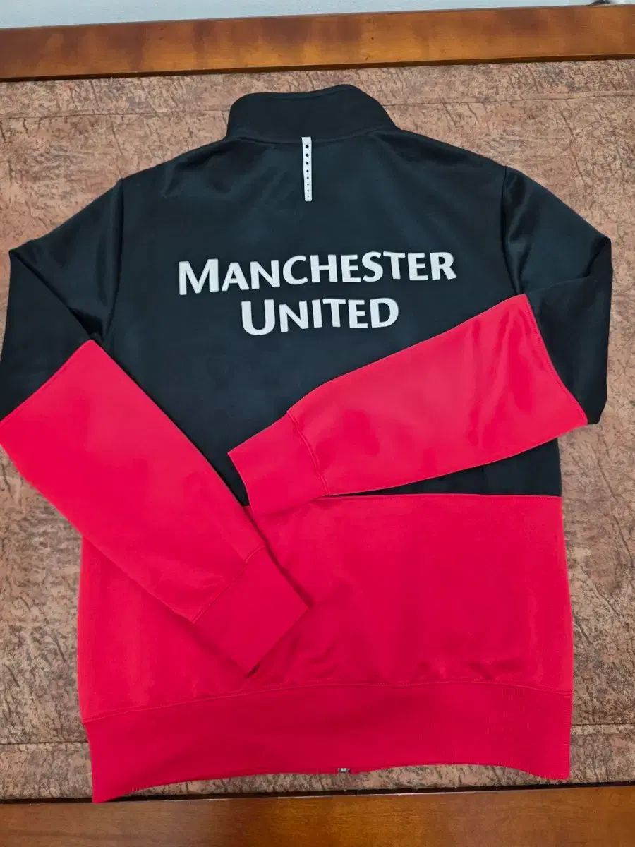 ナイキ 09-10 マンチェスター ユナイテッド ジャージ トラックジャージ