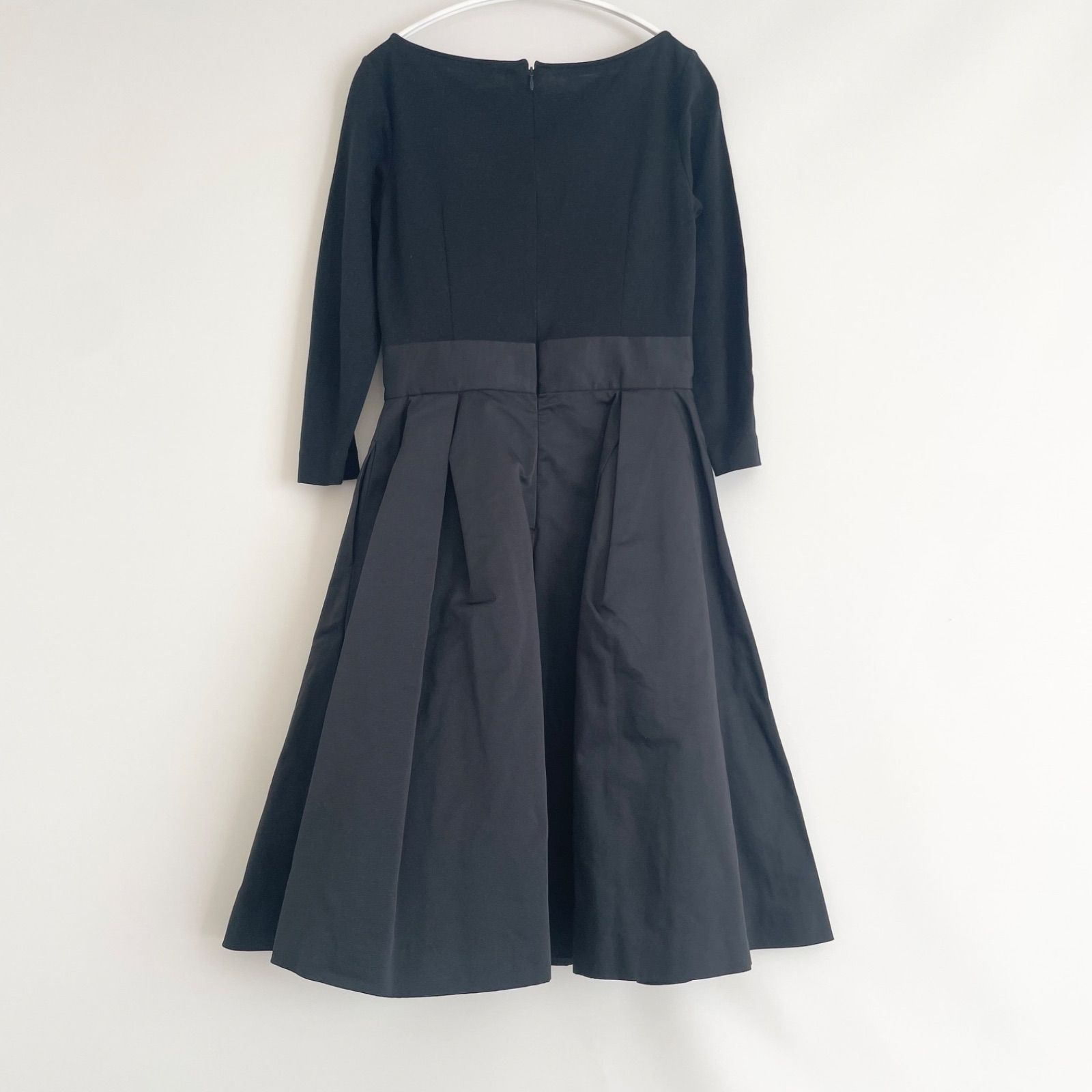 seventen by kawahito mihoセブンテン　ワンピース SEVENTEN by Miho Kawahito セブンテン ワンピース 黒 S／上品