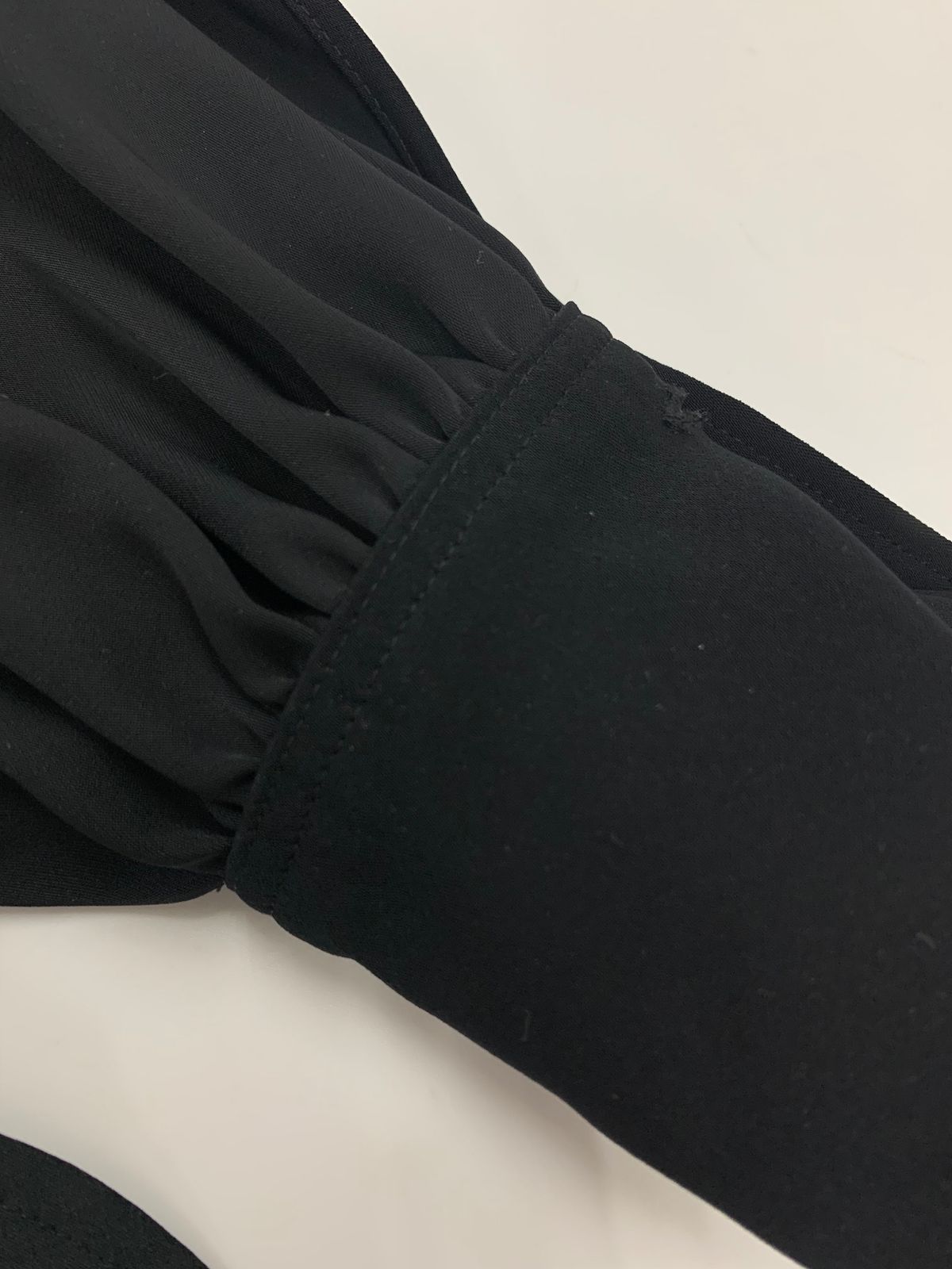 アディアム 42221 ワンピース S ブラック フーディフリル ITJH3SG89Z6S  