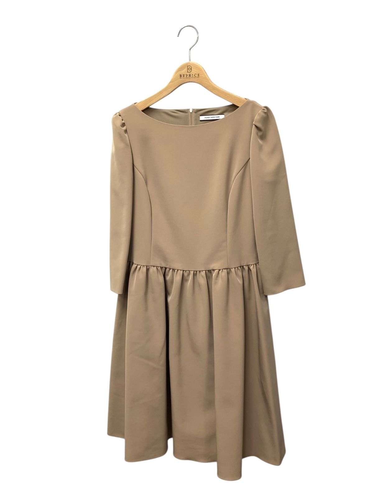 フォクシーニューヨーク ドレス ウィンターワンダー 39842 ワンピース 40 ベージュ ギャザー クルーネック バックジップ