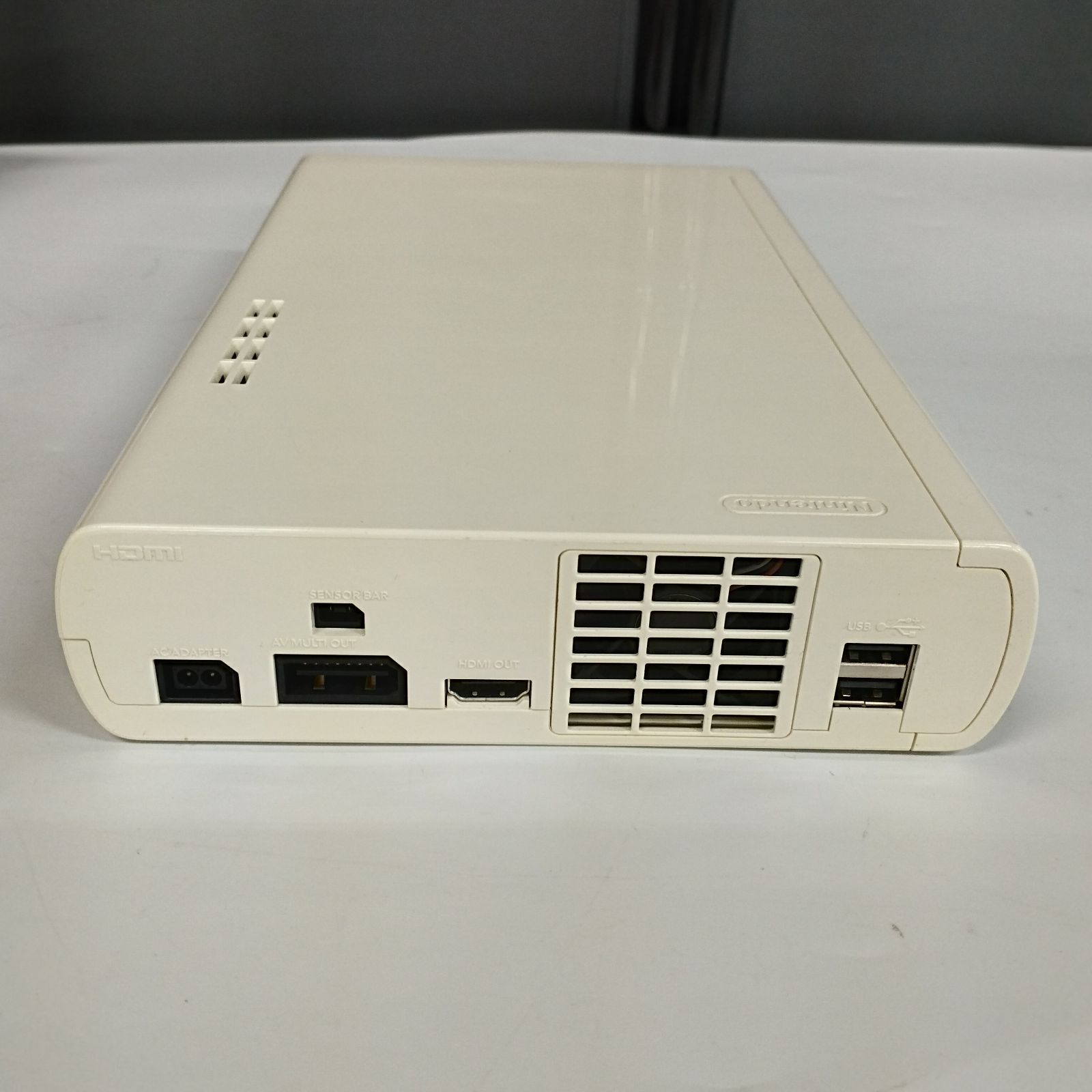 D20458】任天堂 Wiiu 本体セット ベーシック セット シロ ゲームパッド