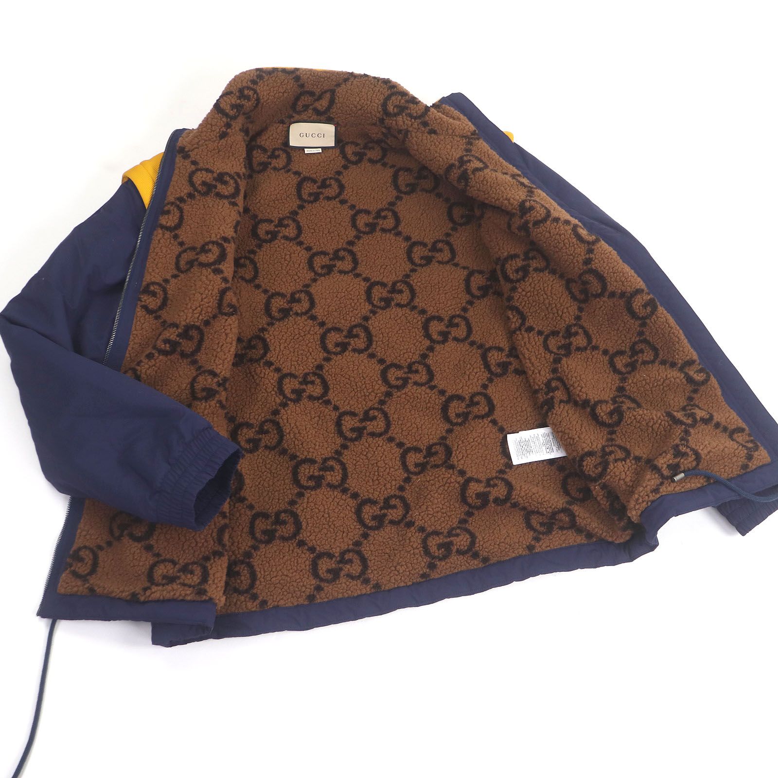 み*つ様 GUCCI 総柄 リバーシブル ブルゾン ロゴ 舵柄 ネイビー イエロ 4103624Y0190_m1_a002.jpg