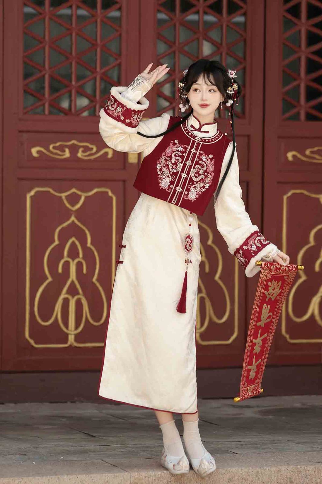 金蛇納福 新中式 中国風 レディース 国風デザイン 日常使い ベスト チャイナワンピース セットアップ 旗袍風 漢元素 秋冬コーデ レイヤード 上品 エレガント 大人 お出かけ 普段着 撮影 イベント