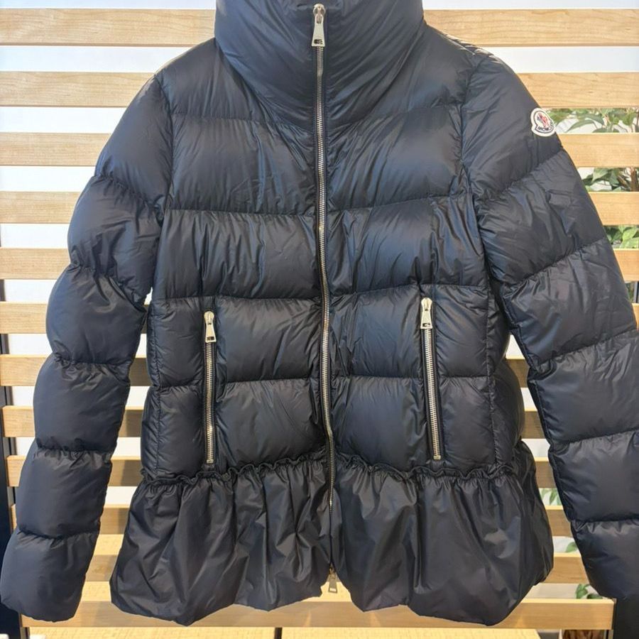 最終値下げ】美品 MONCLER ANET フリル ダウンジャケット 最終値下げ】美品 MONCLER ANET フリル ダウンジャケット