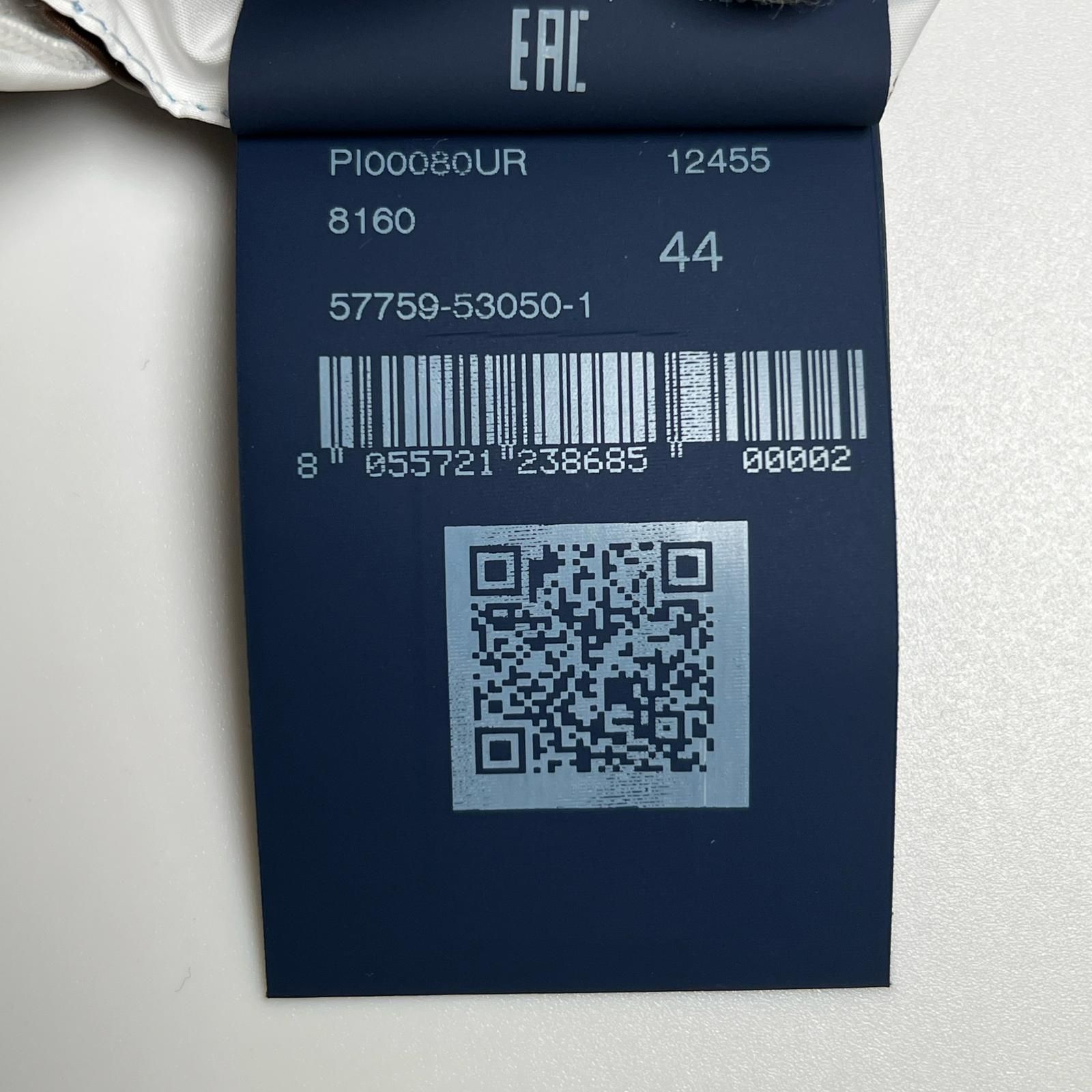 極美品△HERNO Resort ヘルノ リゾート PI00080UR ロゴ金具 フード付き