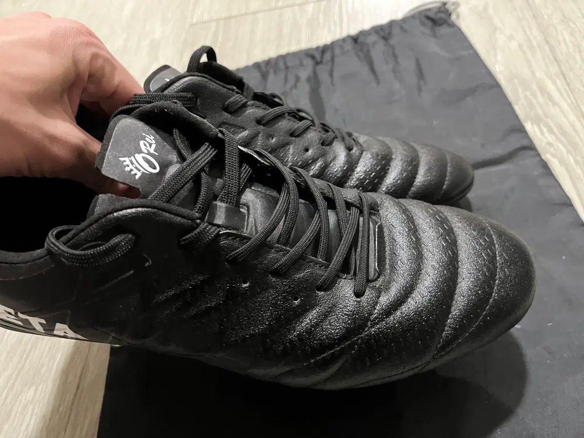 サッカーシューズ