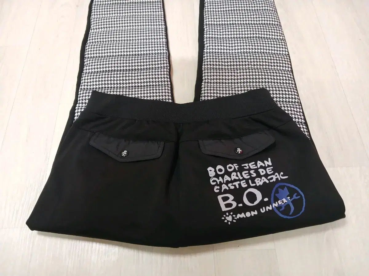 CASTELBAJAC ゴルフ)レディース ダウンフロント ダウンパンツ