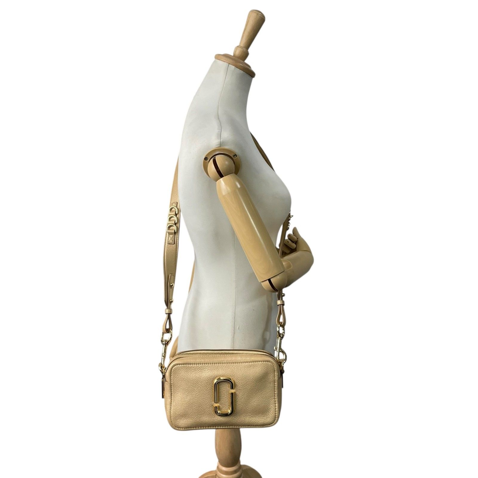 未使用級】 極 美品 MARC JACOBS マークジェイコブス スナップショット 