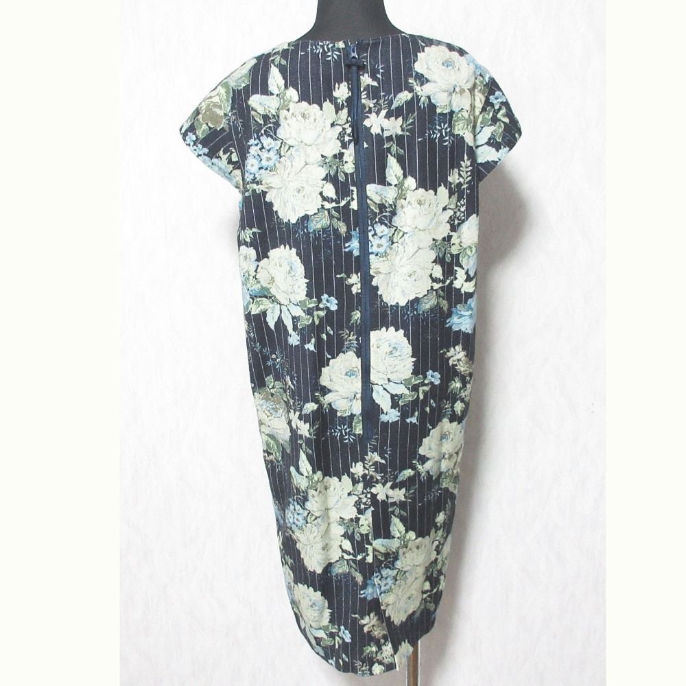 インゲボルグ フラワープリント ストライプ ウール ショートスリーブ ひざ丈 ワンピース 3 ネイビー レディース 古着