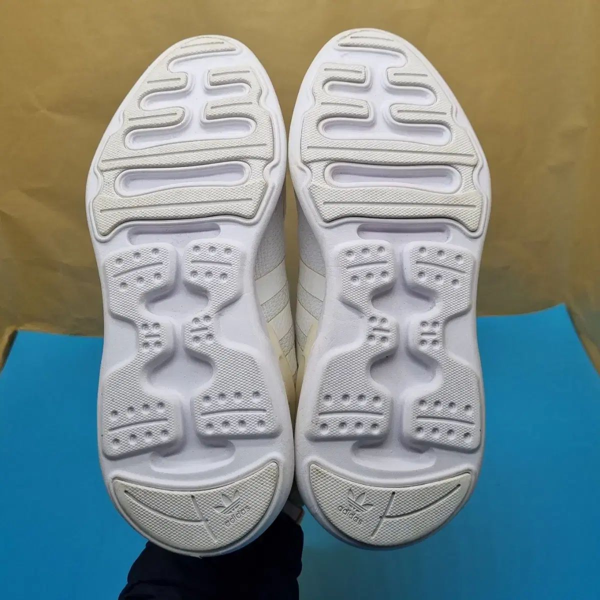 アディダス　スニーカー　24 アディダス ZX プレックス レディーススニーカー 24センチ - メルカリ