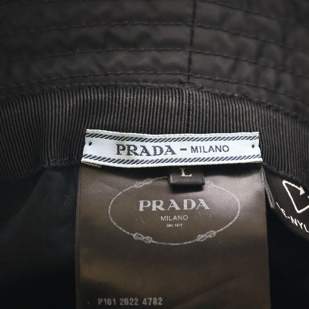 PRADA (プラダ) 三角ロゴプレート Re-Nylon リナイロン バケットハット