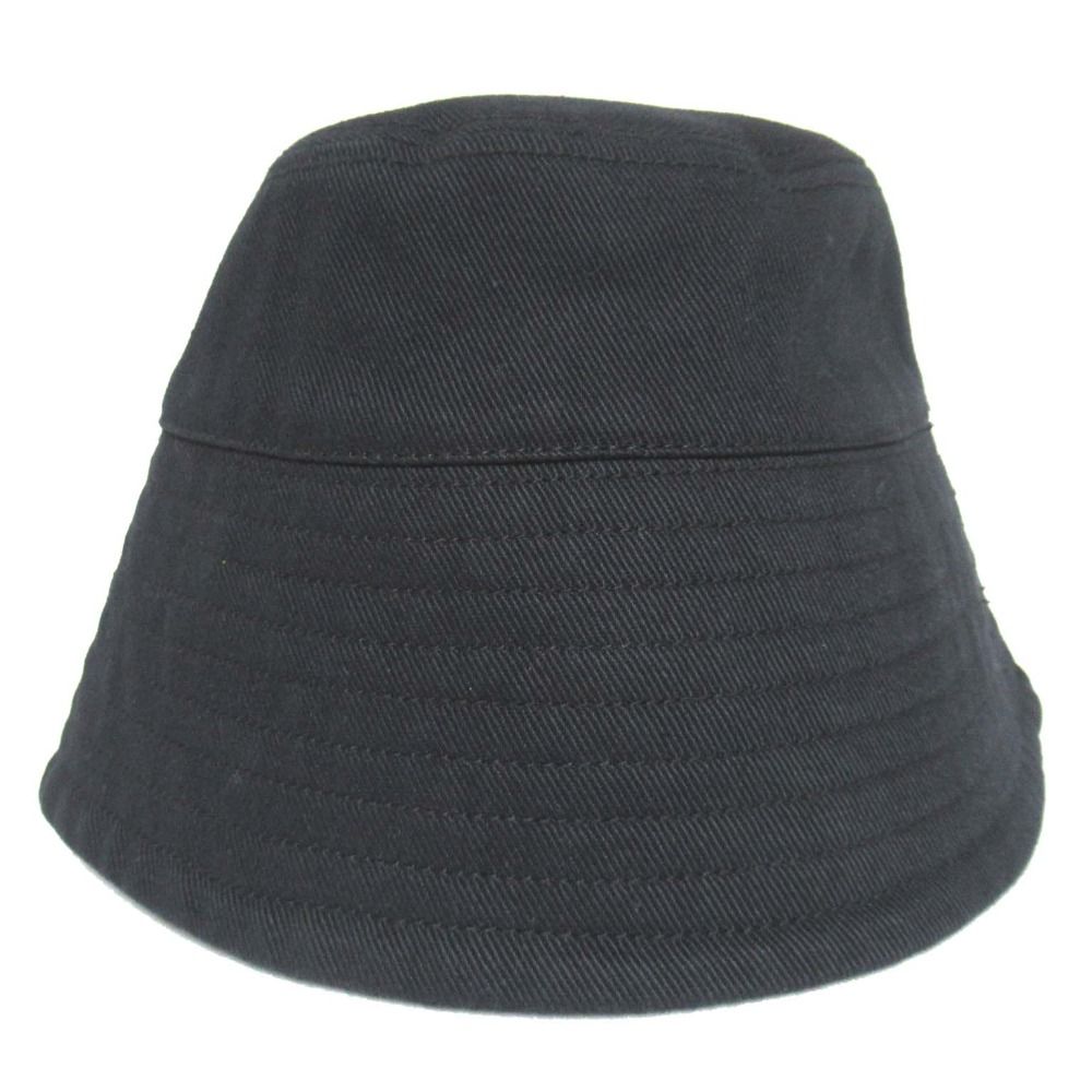 パトゥ ロゴプリント