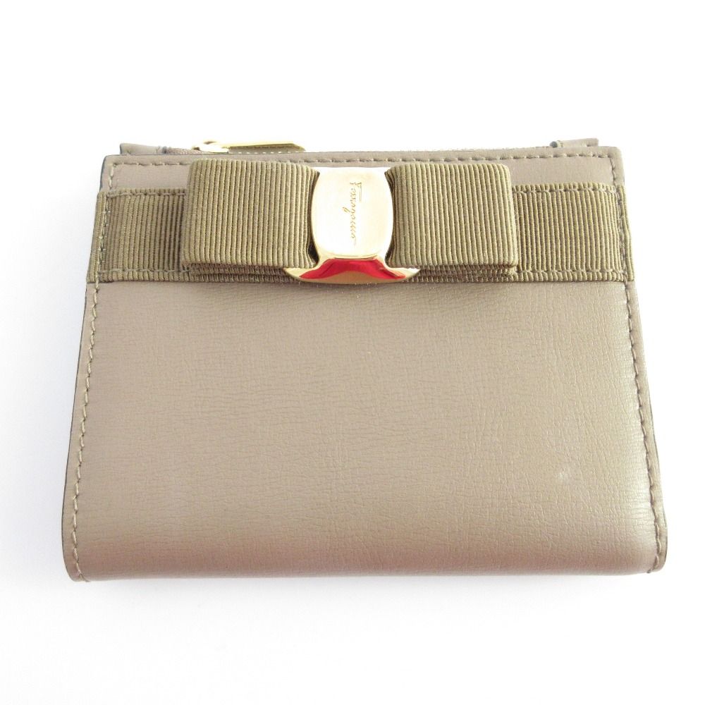 Salvatore Ferragamo サルヴァトーレフェラガモ ヴァラリボン 二つ折り財布 ウォレット トープ レディース 古着
