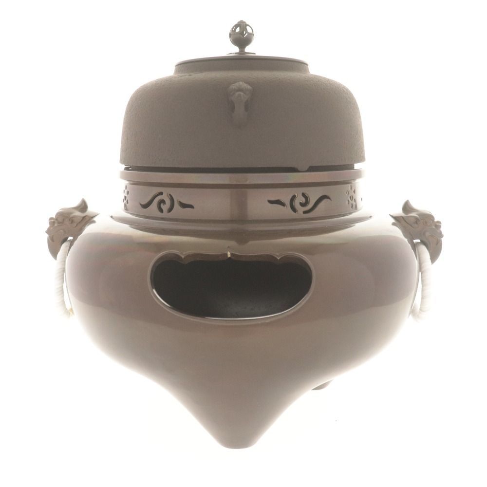 茶釜と茶道具セット　金森紹栄　釜　遠山釜　風炉五徳付き【新品未使用】 □ 金森紹栄 茶釜 茶器 炉釜 金属 伝統工芸 美術 茶道具 全長33cm 総