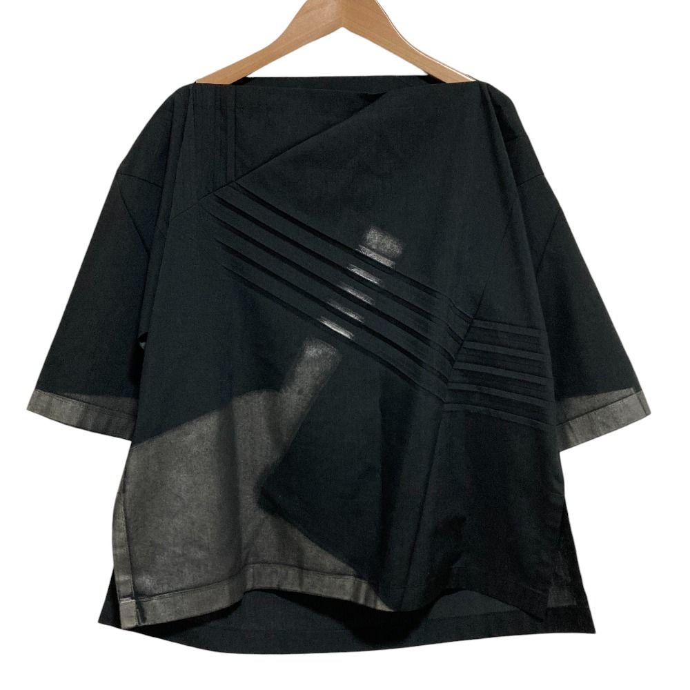 ISSEY MIYAKE ブラック 七分袖カットソー PLEATS PLEASE（プリーツ プリーズ） プリーツプリーゼ イッセイミヤケ