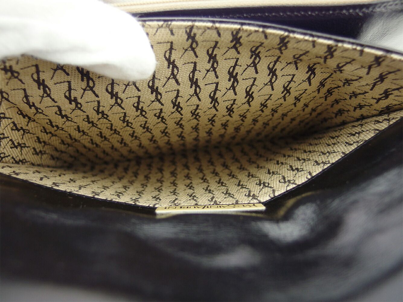 最大30％OFF☆年越しセール】サンローラン SAINT LAURENT クラッチ