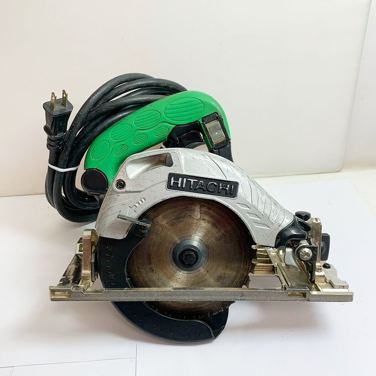 ♭♭HITACHI 日立 深切り丸ノコ コード式 100 v 2008 12製造 C 5 MBYA グリーン