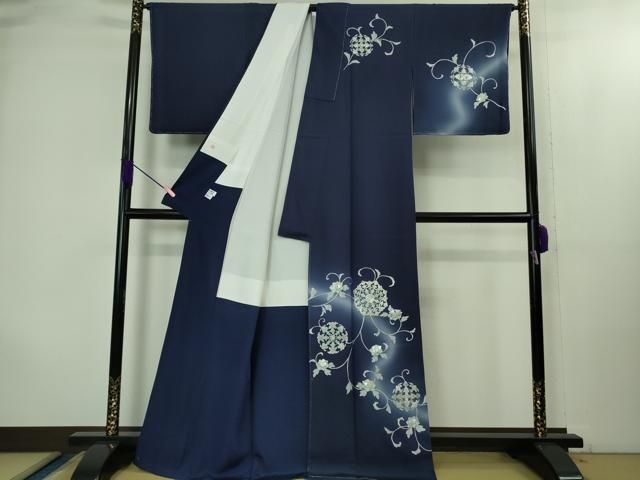 ● 上 訪問着 佐賀錦 刺繍 花唐草文 紺青色地 暈し染め 銀糸 ♥ kh 6