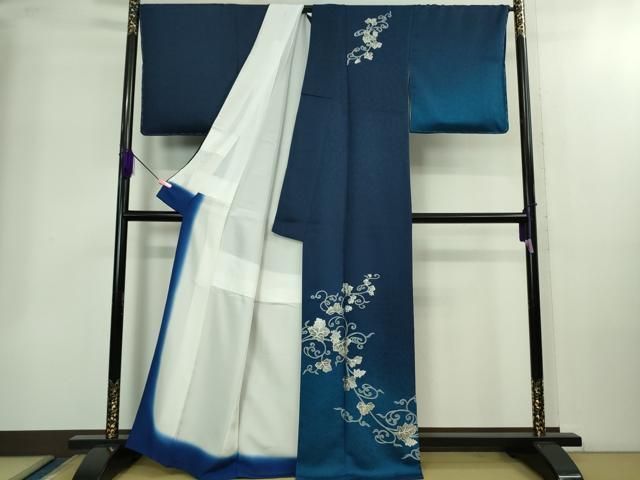 ● 上 金彩友禅 卓越技能者 名工 和田光正 訪問着 葡萄蔦の葉文 濃藍色地 暈し染め 銀彩 kh 6