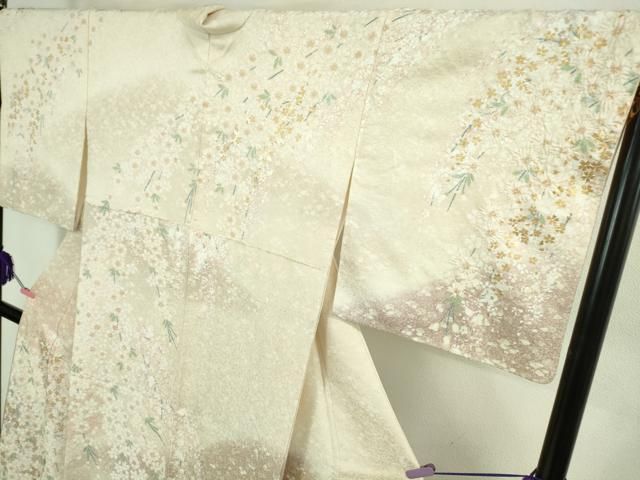 訪問着 枝垂れ桜