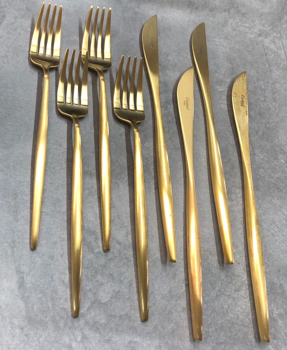 アウトレット品 Cutipol クチポール MOON マットゴールド ディナー フォーク ナイフ 8点セット
