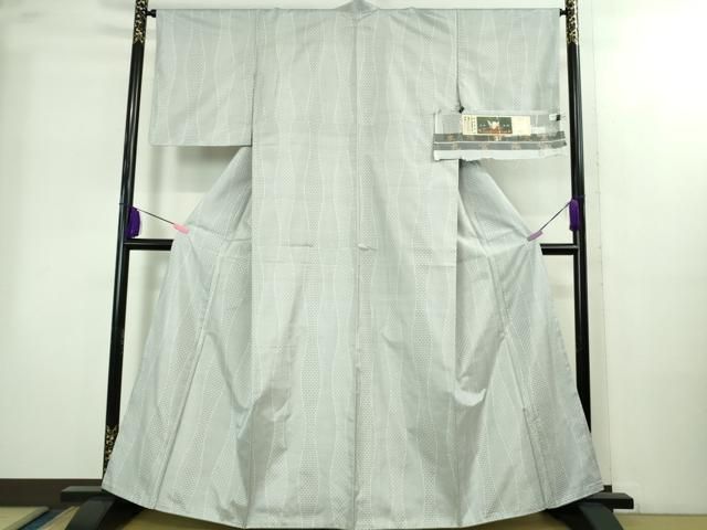 ● 上 本場大島紬 白大島 9マルキ 伝統工芸士 意匠 丸野勝寛 染色 白井清道 丸宮織物謹製 やまと誂製 証紙付 kh 6