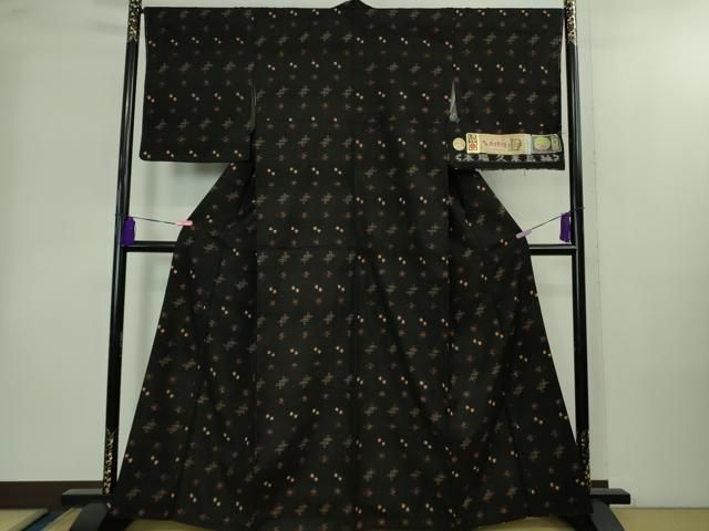 平和屋本店○極上 国指定重要無形文化財 本場久米島紬 山城ヨシエ作