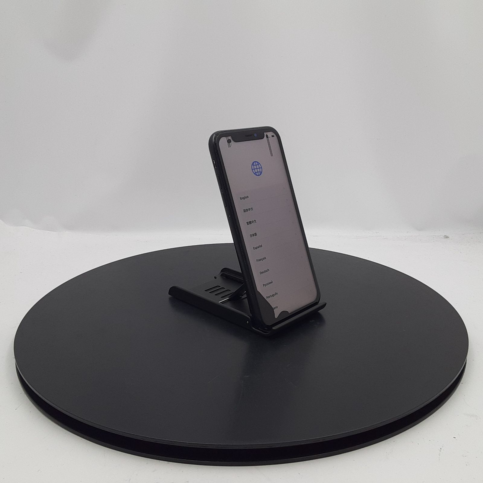Apple iPhone Xr MT002J/A Restored Apple iPhone XR 64GB (PRODUCT