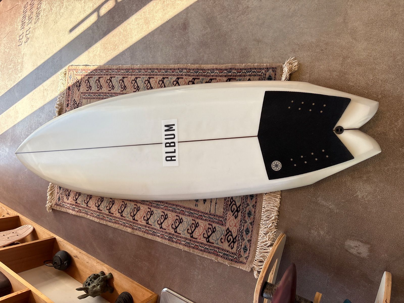 5’11 TWINSMANアルバムサーフボード