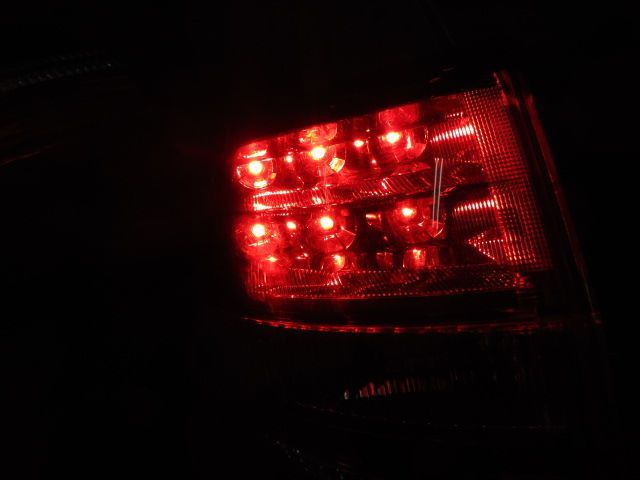 トヨタ「エスティマACR55」純正右テールランプICHIKOH28-193 トヨタ「エスティマACR55」純正右テールランプICHIKOH28-193