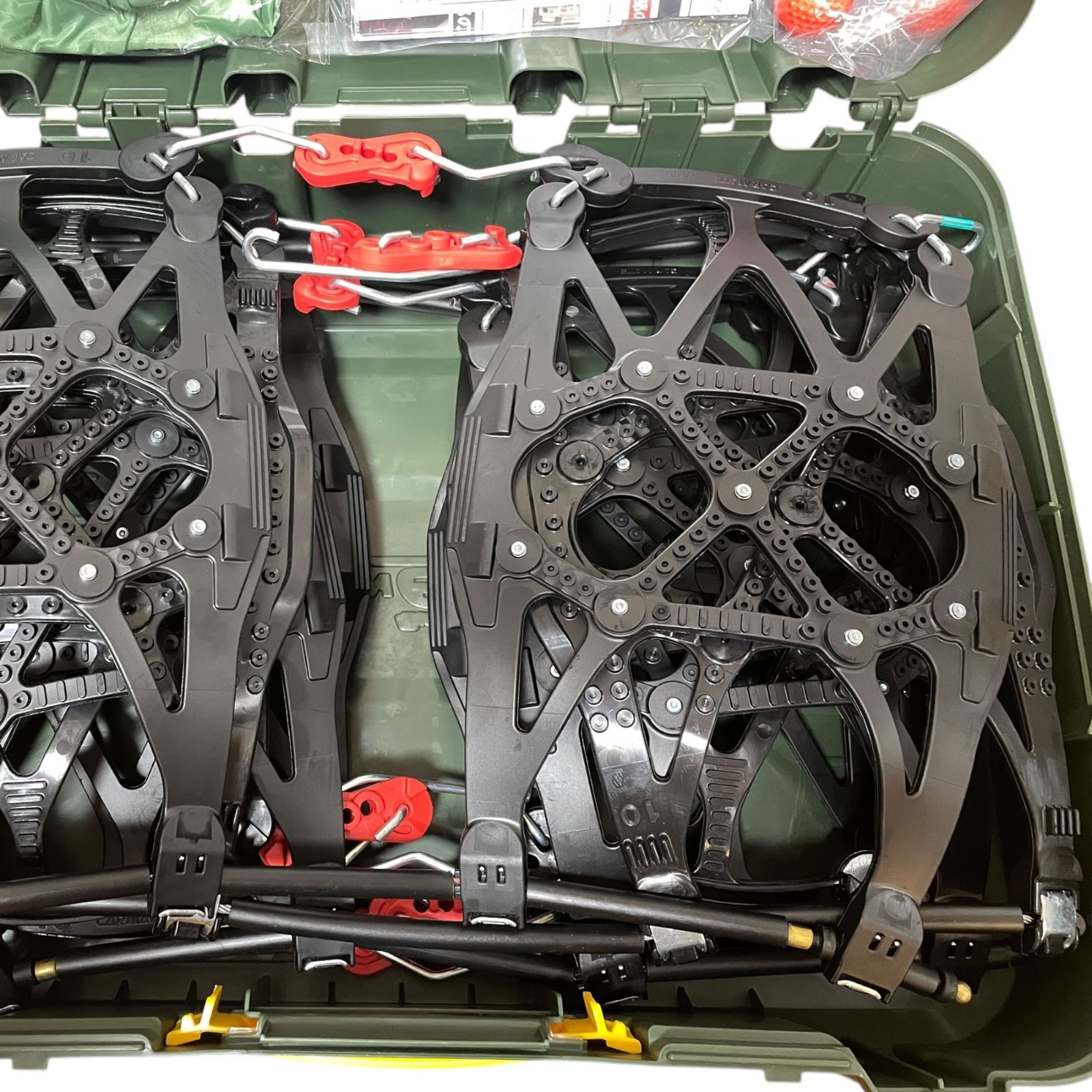  管理番号3326 カーメイト CARMATE 簡単装着 JASAA認定 非金属 タイヤチェーン バイアスロン クイックイージー QE 10 非金属チェーン チェーン 滑り止め