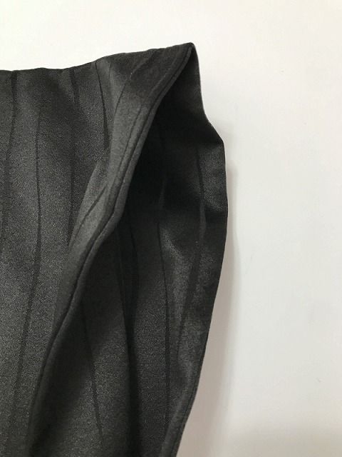 正絹黒地に鹿の子模様