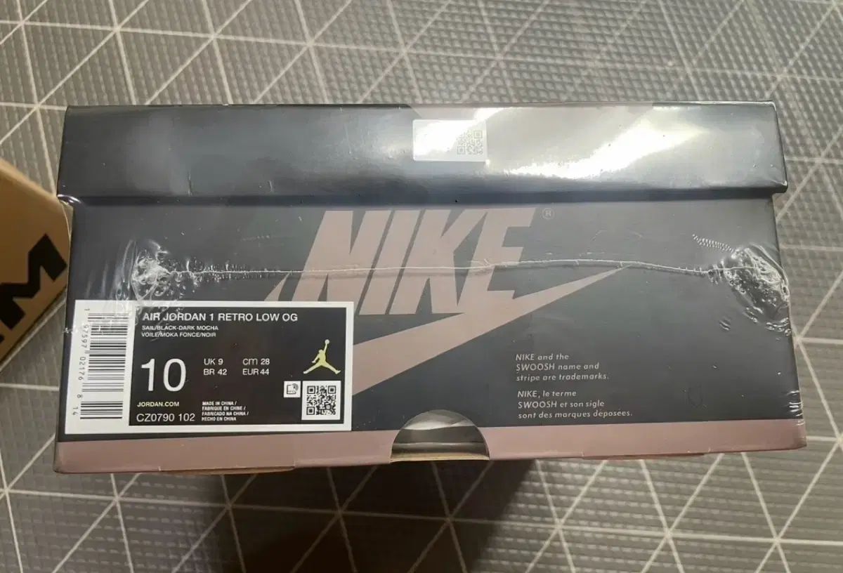 ジョーダン 1 レトロ ロー OG モカ サイズ 280 商品