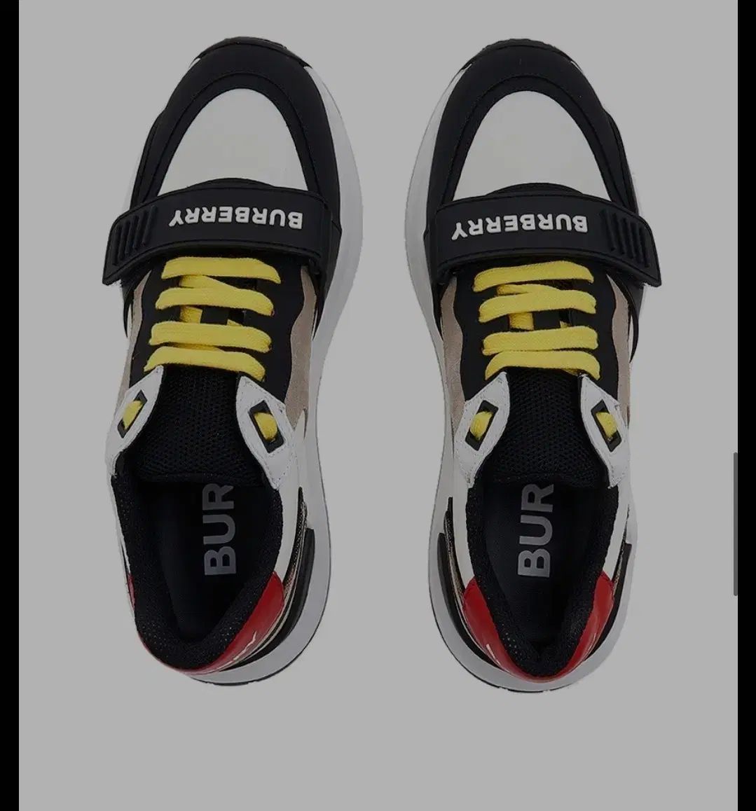 バーバリー ラムジー スニーカー 41 5 サイズ