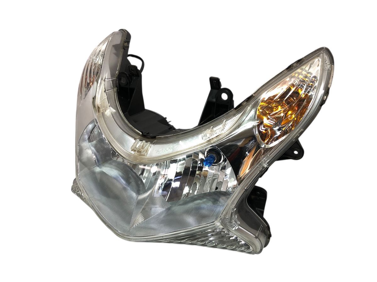 HONDA PCX 125 JF 28 ヘッドライト 割れ欠け無し 交換 補修にも 2814 M 8663