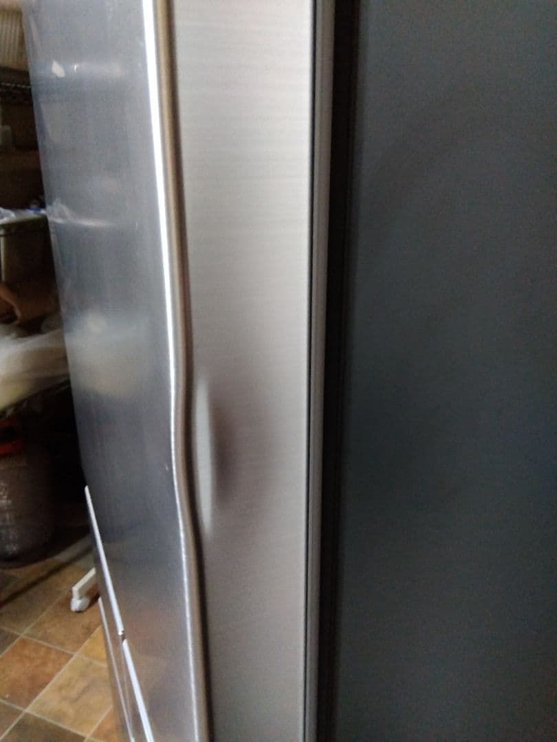 日立 5ドア R-HS47T(S)型 シルバー 冷凍冷蔵庫 凹み有 23年製 日立 5ドア R-HS47T(S)型 シルバー 冷凍冷蔵庫 凹み有 23年製 冷蔵庫