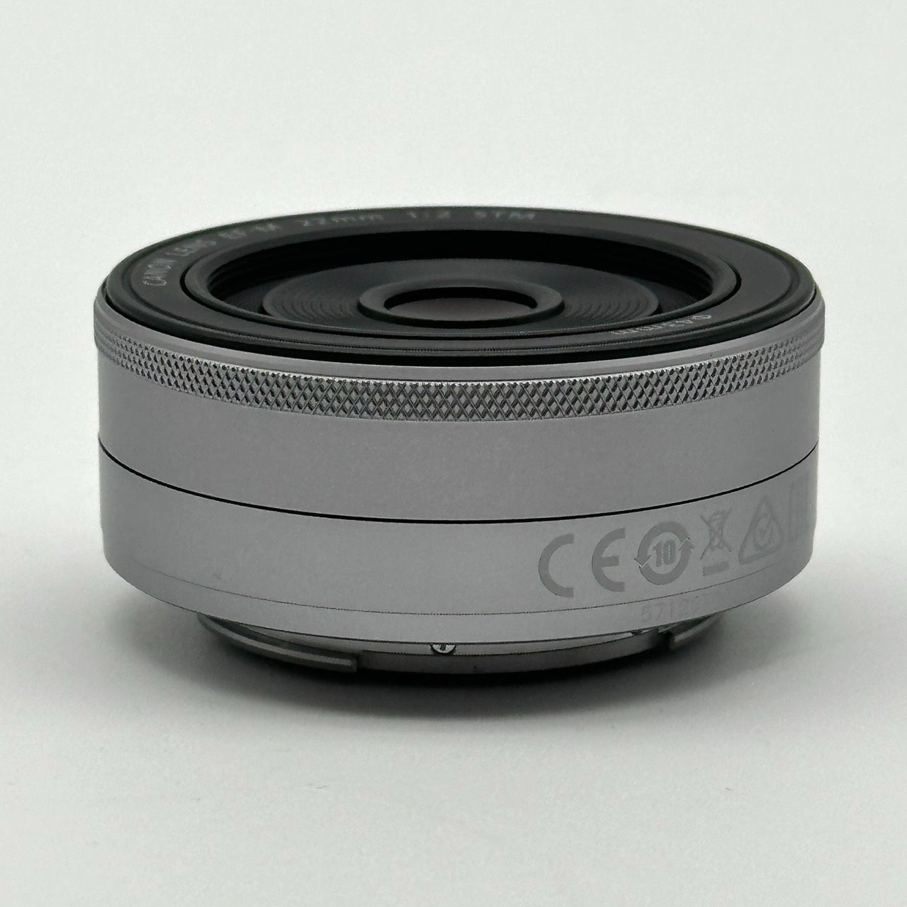 【極美品】Canon 単焦点広角レンズ EF-M22mm F2 STM シルバー 41dMEhyXBPL.jpg