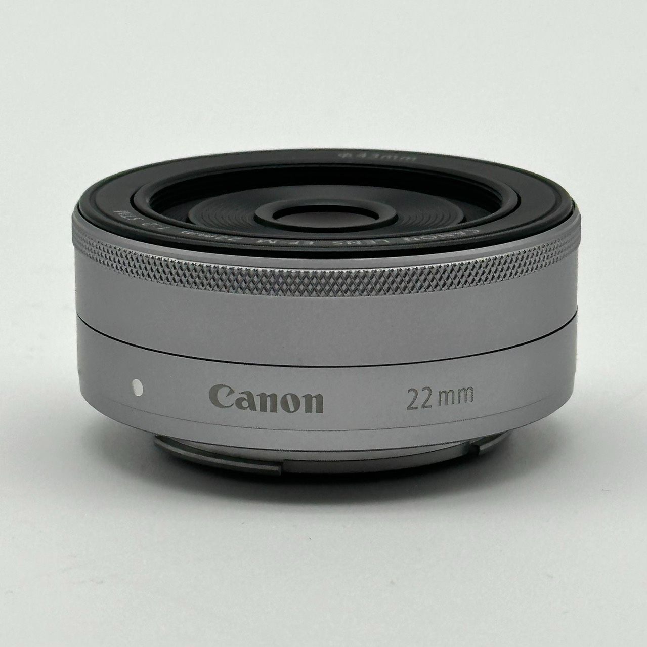  Canon 単焦点広角レンズ EF M 22 mm F 2 STM シルバー 2511272 レンズ(単焦点) カメラ