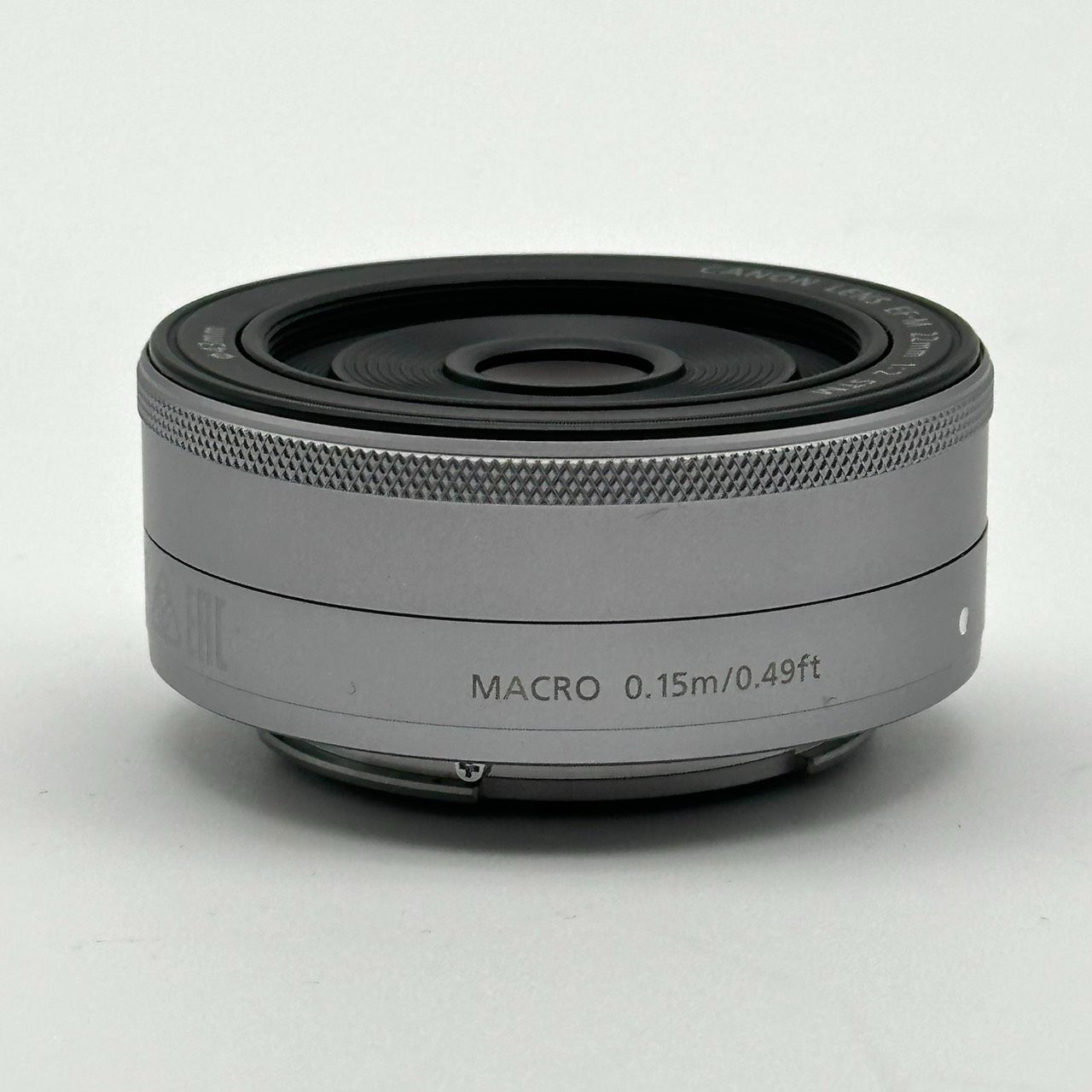 Canon 単焦点広角レンズ EF-M22mm F2 STM シルバー #2511272 - メルカリ