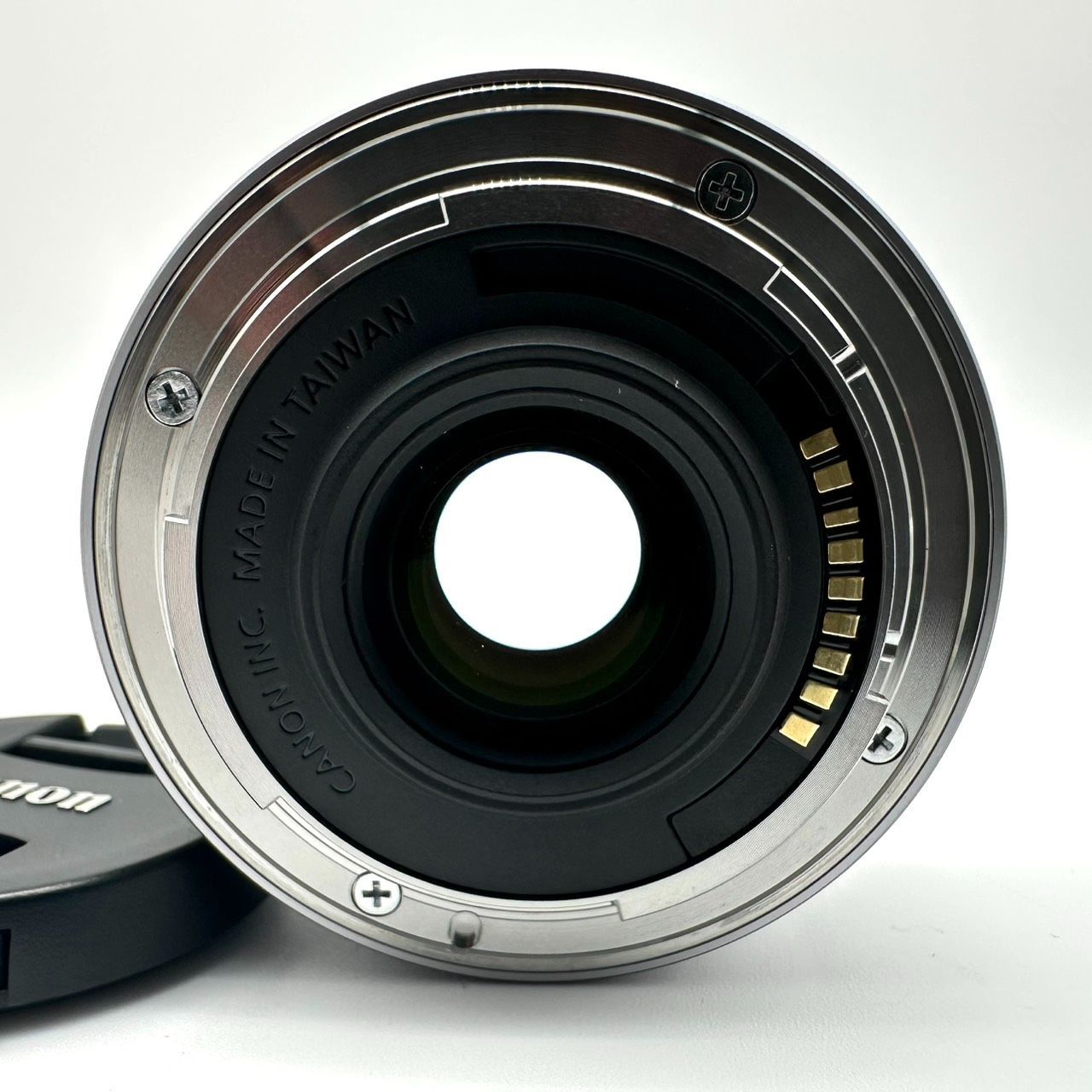 Canon 単焦点広角レンズ EF-M22mm F2 STM シルバー #2511272 - メルカリ