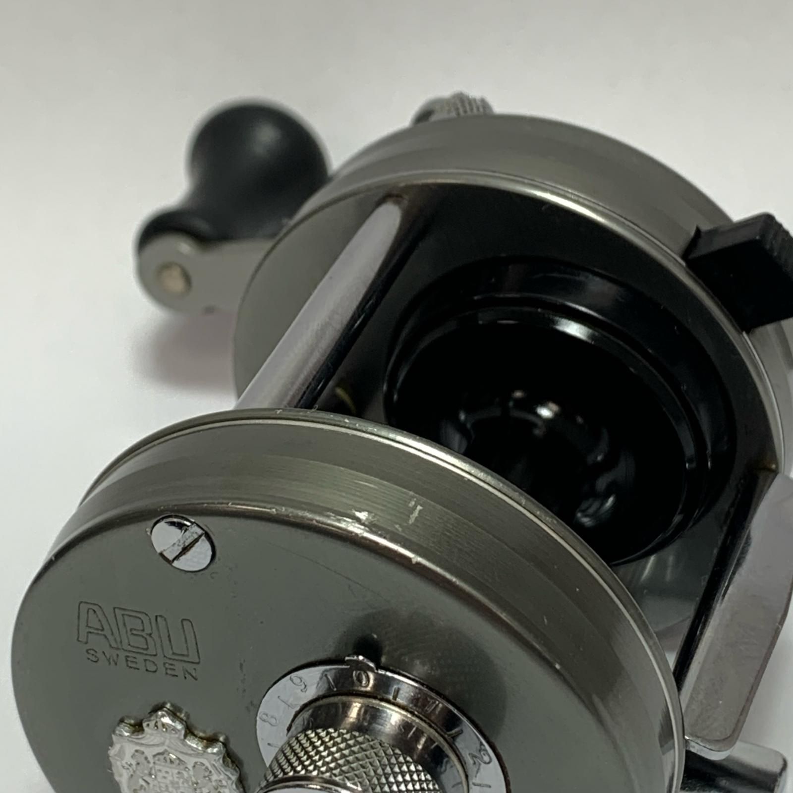 ABU アンバサダー 2500CS ロケット キズ有 ベイトリール - メルカリ