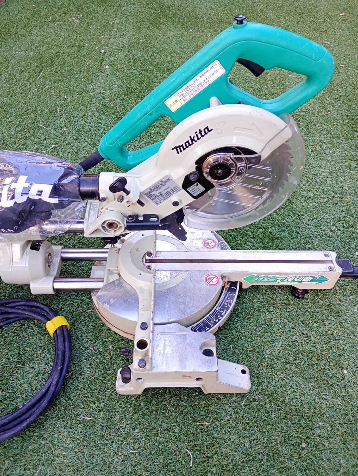 マキタ スライドマルノコ M 244